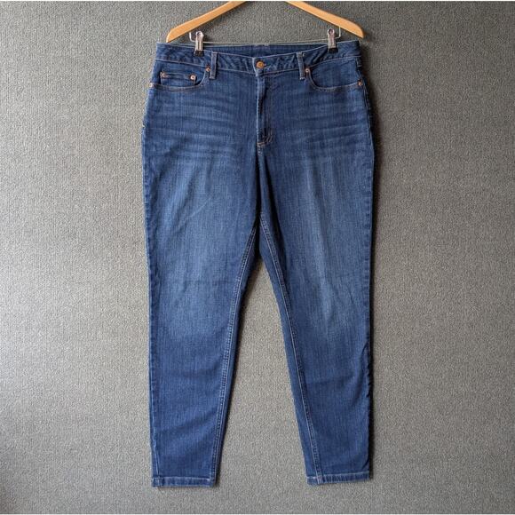 LL Bean Pull On Jeans Womens 18 Skinny Leg Favorite BeanFlex Stretch Denim - Picture 1 of 12